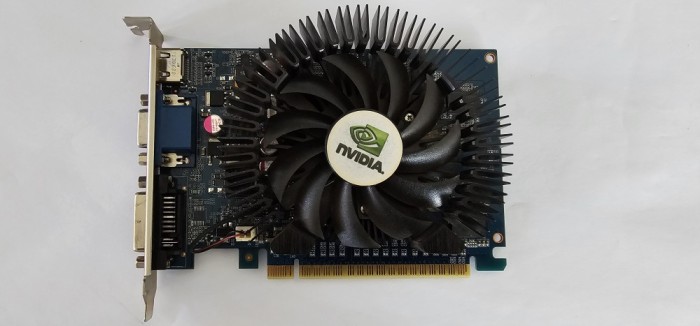 PLACA VIDEO NV-GT 630 4GB GDDR3 128bit/DVI-VGA-HDMI/ PCI-E , FUNCTIONEAZA .