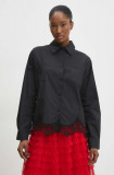 Cumpara ieftin Answear Lab camasa din bumbac femei, culoarea negru, cu guler clasic, relaxed