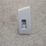Buton geam ușă dreapta spate VW PASSAT Variant B7 365 2011 OEM: 3AA8687507L6959855B | 4118889