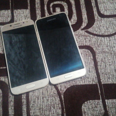 Vând două telefoane Samsung Galaxy