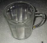 CY - Frumusica halba mica din sticla / H: 9 cm / Made in Indonesia (marcaj)
