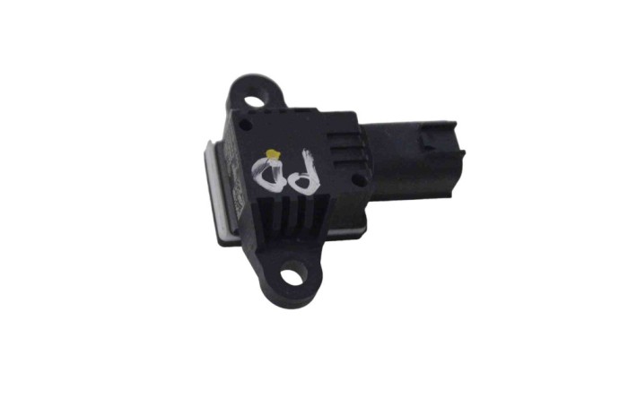 Senzor de impact dreapta față KIA SORENTO IV MQ4, MQ4A 2021 OEM: 95930-S1000 | 22406786