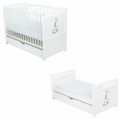 Patut din Lemn BabyNeeds Nadia II Girafa Transformabil Pentru Bebe si Junior 120x60 cm Multifunctional Cu Sertar Alb + Saltea 10 cm foto