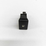 Comutator deschidere rezervor TOYOTA AVENSIS Sedan _T27_ 2016 OEM: 84841-05030 | 27361092