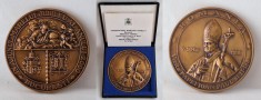 Vizita Papei Ioan Paul al II-lea in Romania, medalie cu certificat si cutie RARA