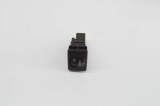 Comutator de reglare &icirc;nălțime faruri TOYOTA YARIS _P13_ 2012 OEM: 84152-02070 18336519