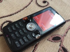TELEFON DE COLECTIE SONY ERICSSON W810I WALKMAN.CITITI VA ROG CU ATENTIE ANUNTUL foto