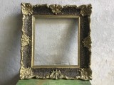 arta / design / vintage - Rama deosebita din lemn cu ornamente din ipsos pentru tablouri, fotografii, goblene, acte, documente sau diverse !