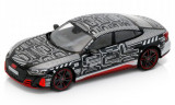 Macheta Oe Audi RS e-tron GT 1:43 Negru / Roșu / Argintiu 5012120131