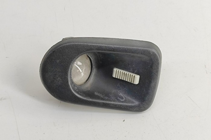 Iluminare interioară MERCEDES-BENZ S W126 1981 OEM: A1268200301 29009577