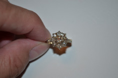 INEL AUR 14K + 15 Diamante = 1.26ct - Model floare - Anglia - Vintage ! foto