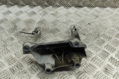 Suport motor dreapta PORSCHE PANAMERA 971 2018 OEM: 971199308,971.199.308 30484437 foto