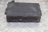 Magazie de CD-uri MITSUBISHI OUTLANDER I CU_W 2003 OEM: E1110R-02-2558 13138337