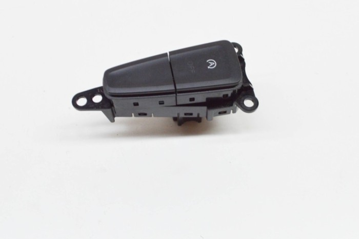 Comutator FORD FOCUS III 2016 OEM: F1ET-11B573-AA 20600664