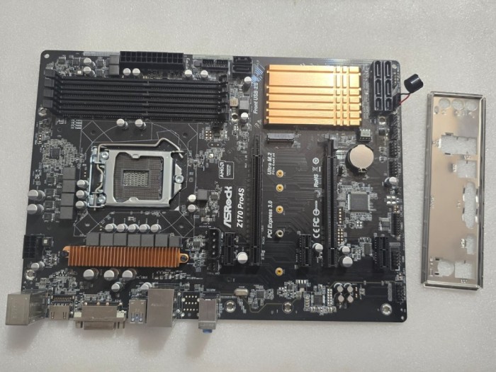 Placa de baza ASRock Z170 Pro4S, LGA1151, DDR4, PCI-E, USB 3.0