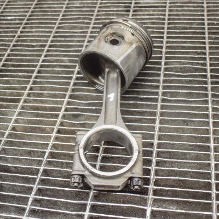 Piston LAND ROVER DISCOVERY I LJ 1996 OEM: ERR2410,HRC2354 10779712