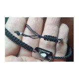 Bratara din snur negru impletit cu placuta metalica gravata cu poza si textul tau.