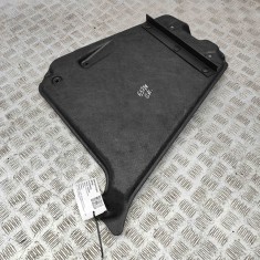 Scut motor st&acirc;nga spate AUDI A6 C8 Avant 4A5 2024 OEM: 4K9802103,4K0825311G