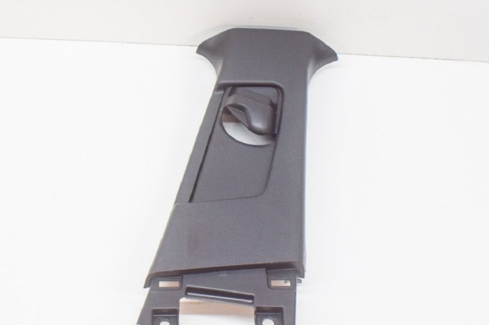 Ornament st&acirc;lp B dreapta TOYOTA C-HR _X1_ 2019 OEM: Hatchback | 11731860