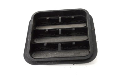 Grila de ventilație caroserie SSANGYONG KORANDO 2017 OEM: 68100-08100 16853881 foto
