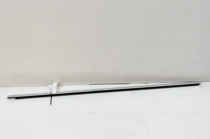 Chedar geam ușă st&acirc;nga față VW ARTEON 3H7 2023 OEM: 3G8837475K 28196814