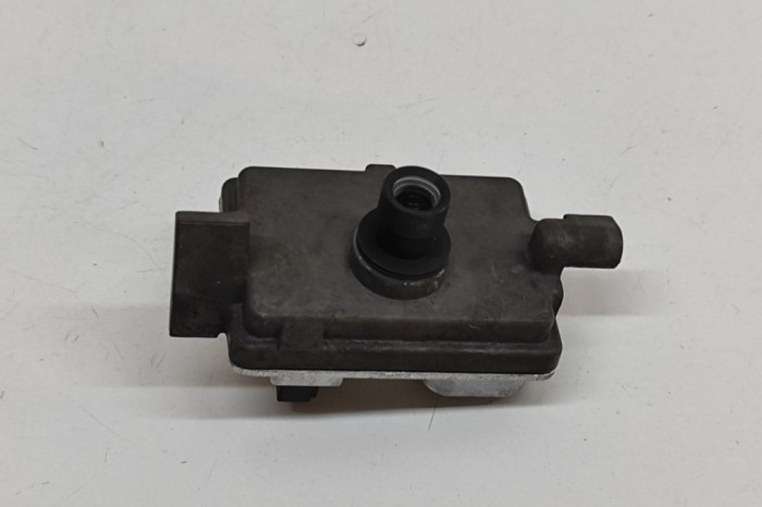 Camera față PORSCHE Taycan 2022 OEM: 4N0907217A | 31845169