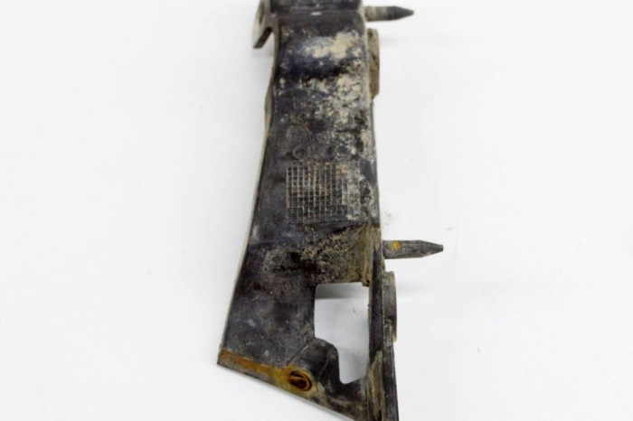 Suport bara de protecție dreapta față AUDI A4 Avant 8K5, B8 2010 OEM: 8K0807284 21467304