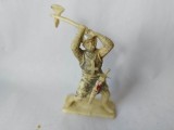 Bnk jc Kellogg`s - cavaler medieval cu topor