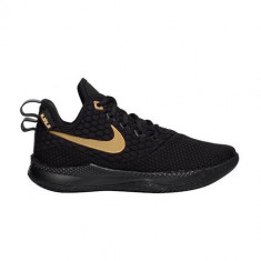 Pantofi Barbati Nike Lebron Witness Iii AO4433003 foto