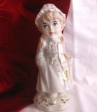 BIBELOU FIGURINA PORTELAN SANBO SPANIA FETITA CU UMBRELA 18 CM