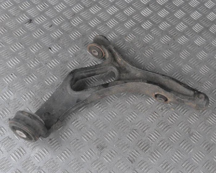 Braț inferior dreapta față PORSCHE CAYENNE 9PA 2008 OEM: 7L0407154C | 2501803