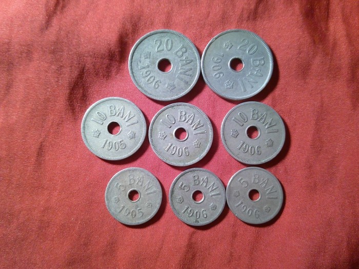 8 Monede 20 , 10 si 5 Bani 1906 cu si fara J ; 5 si 10 Bani 1905 ,cal.Buna