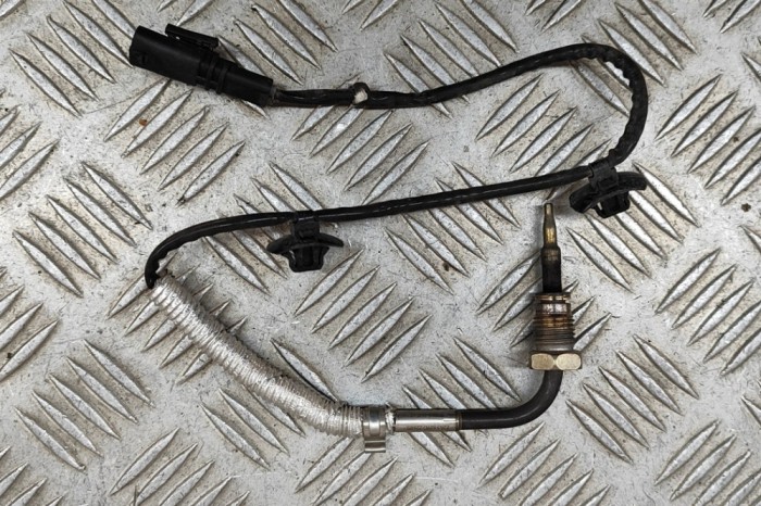 Senzor de temperatură HYUNDAI TUCSON NX4E, NX4A 2022 OEM: 39260-2M540 23358045