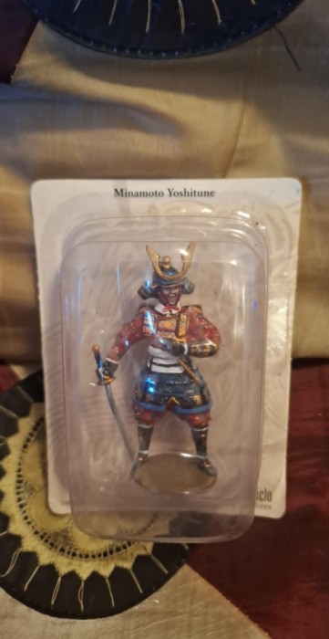Samurai din plumb Minamoto Yoshitune 1:32