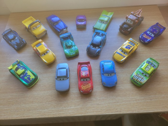 Set machete Disney/Pixar - Mattel, 16 buc.