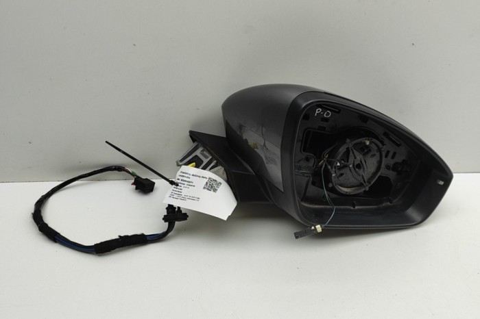 Oglinda laterală dreapta AUDI Q4 SUV F4B 2024 OEM: 89C857410B | 32042271