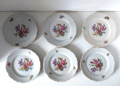 Set 6 farfurii portelan anii 50 RPR Cluj, pentru desert, cu flori, 15.5cm diametru, vechi, romanesti foto