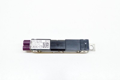 Amplificator de antena AUDI A6 4G2, C7, 4GC 2015 OEM: 4G5035225 13521704 foto