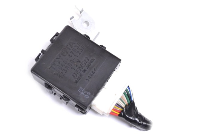 Alt modul de control TOYOTA PRIUS _W3_ 2013 OEM: 85940-47030 | 13622319