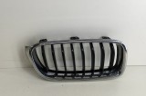 Grila dreapta față BMW 3 F30, F80 2016 OEM: 7295436,7295442,7295440,7307764 27550759