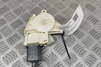 Motor macara geam ușă dreapta față MERCEDES-BENZ B W246, W242 2014 OEM: A2469065200 30292530 foto