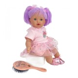 Cumpara ieftin Papusa Nines D&#039;Onil Alex Star cu parul mov, ambalata in cutie, cu miros de vanilie, 40 cm
