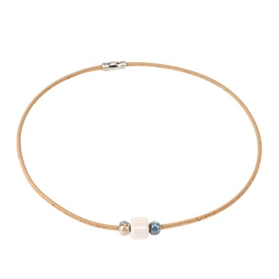 Colier din pluta cu elemente ceramice geometrice alb-albastru foto