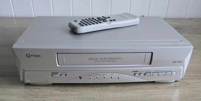 Video recorder FUNAI nou