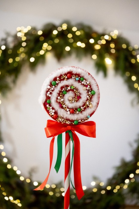 Decoratiune vitrina &ndash; Giant lollipop cu led