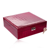 Cutie de bijuterii dreptunghiulară &icirc;ntr-o culoare roz &icirc;nchis - imitație de piele de crocodil, cataramă, cheie