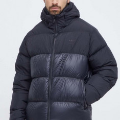 adidas Originals geacă de puf Down Regen Hooded Puffer bărbați, culoarea negru, de iarnă IL2572