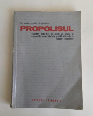 Un pretios produs al apiculturii: Propolisul 1975 foto