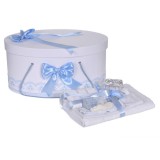 Set trusou botez si cutie trusou, dantela si fundite, decor Bleu, Denikos&reg; 843