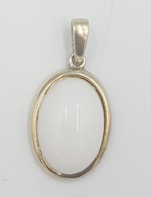 Superb pandantiv vintage din argint placat aur si quartz alb foto